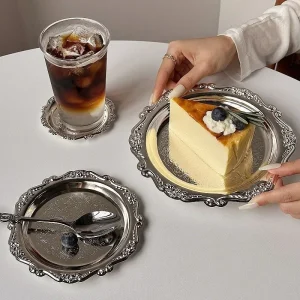 Piatti placcati in argento di lusso retrò Torta Vassoio da dessert Tè alto Snack Piatto di frutta Conservazione di gioielli Decorazioni da tavolo Forniture per hotel per la casa 1
