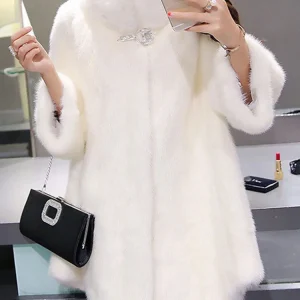 VigoAnne 2025 Cappotto invernale da donna in pelliccia sintetica bianca Giacca casual a maniche lunghe corta in peluche Lady spessa pelliccia finta calda e soffice capispalla 1