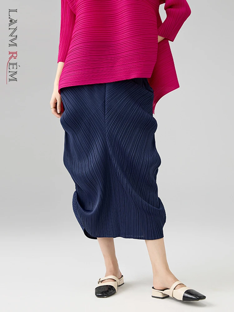 LANMREM 2025 delle nuove donne elegante design di nicchia gonna a pieghe a trapezio moda estiva irregolare elastico Wiast gonne larghe 2DB2865 1