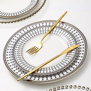 Squisito piatto da pranzo rotondo in ceramica piatto da bistecca occidentale Bone China piatti da cucina Set da tavola utensili da cucina nuovo 1