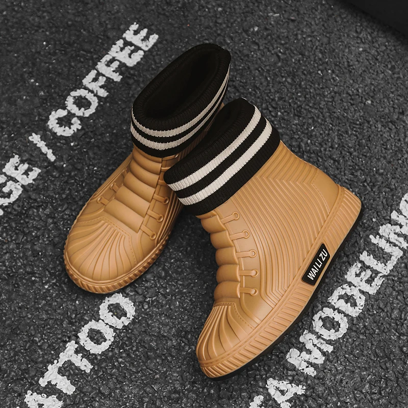 Scarpe impermeabili versatili casual a canna corta Uomo Donna Foderate con pile Calore antiscivolo Stivali da pioggia all'aperto resistenti all'usura 2