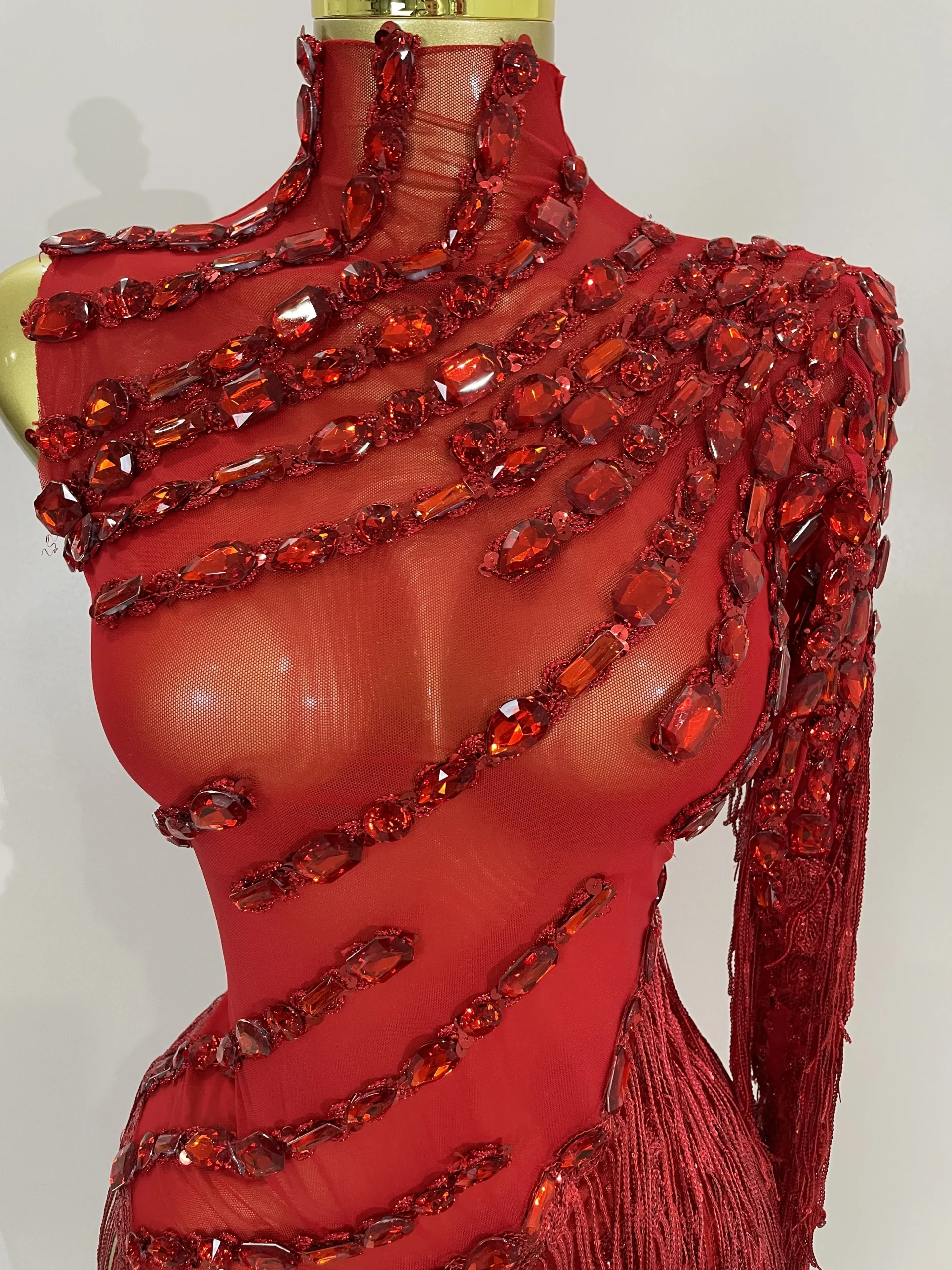 Nuovo costume di scena strass scintillanti nappa abito trasparente sexy donna monospalla bar da ballo latino abiti da festa in discoteca 5