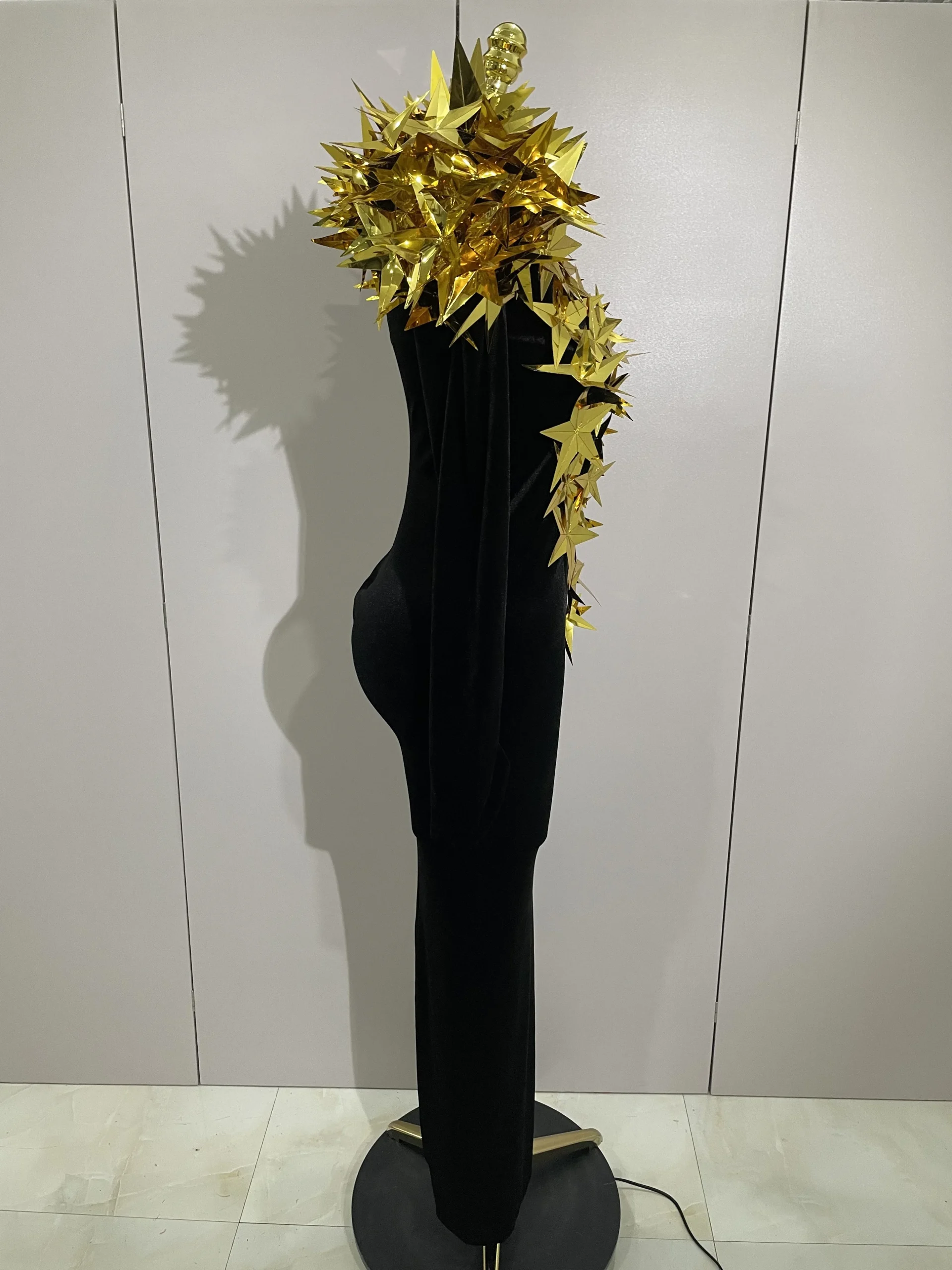 2025 Nuovo Shiny Gold Star Strass Velluto Abito lungo da donna Sera Festa di compleanno Club Gala Hosts NightClub Bar Costumi di scena 4