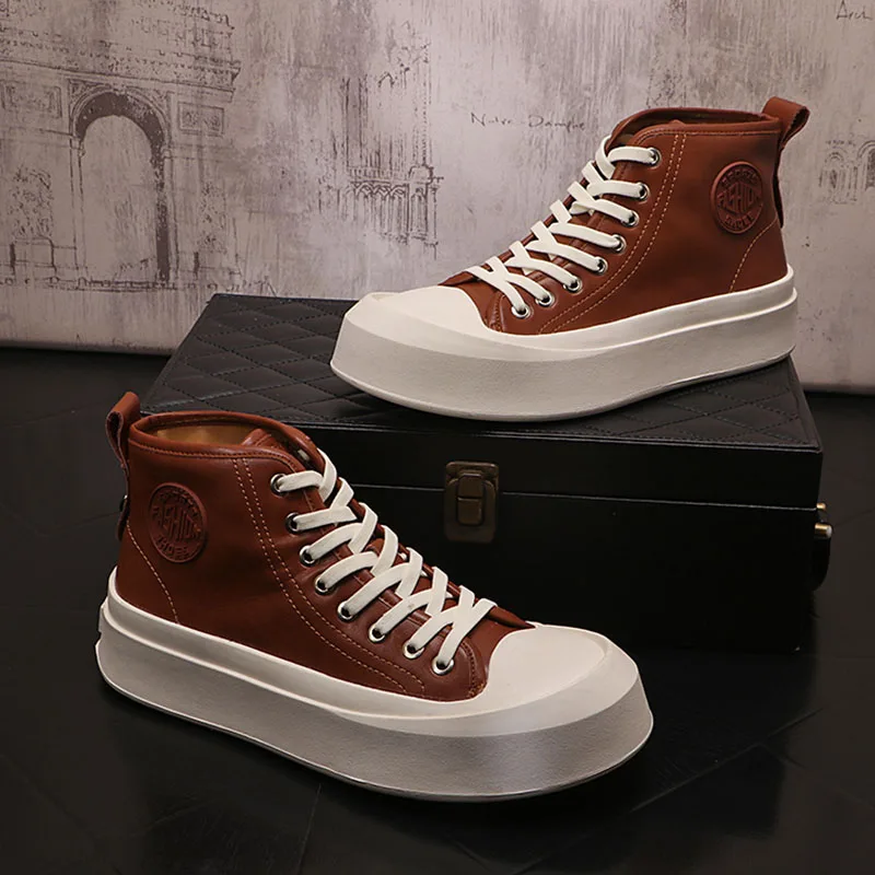 Inverno nuova moda uomo top alti piattaforma stringata scarpe da tavola Casual appartamenti moda maschile scarpe da ginnastica da passeggio stivaletti 2