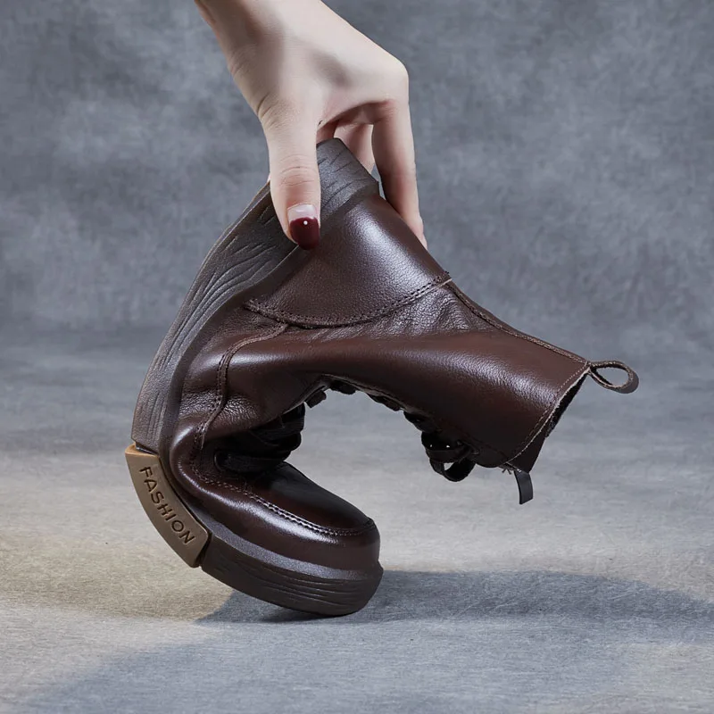 DRKANOL Stivaletti corti da donna in vera pelle Punta tonda Stivaletti bassi caldi invernali fatti a mano in vera pelle stile retrò Street 3