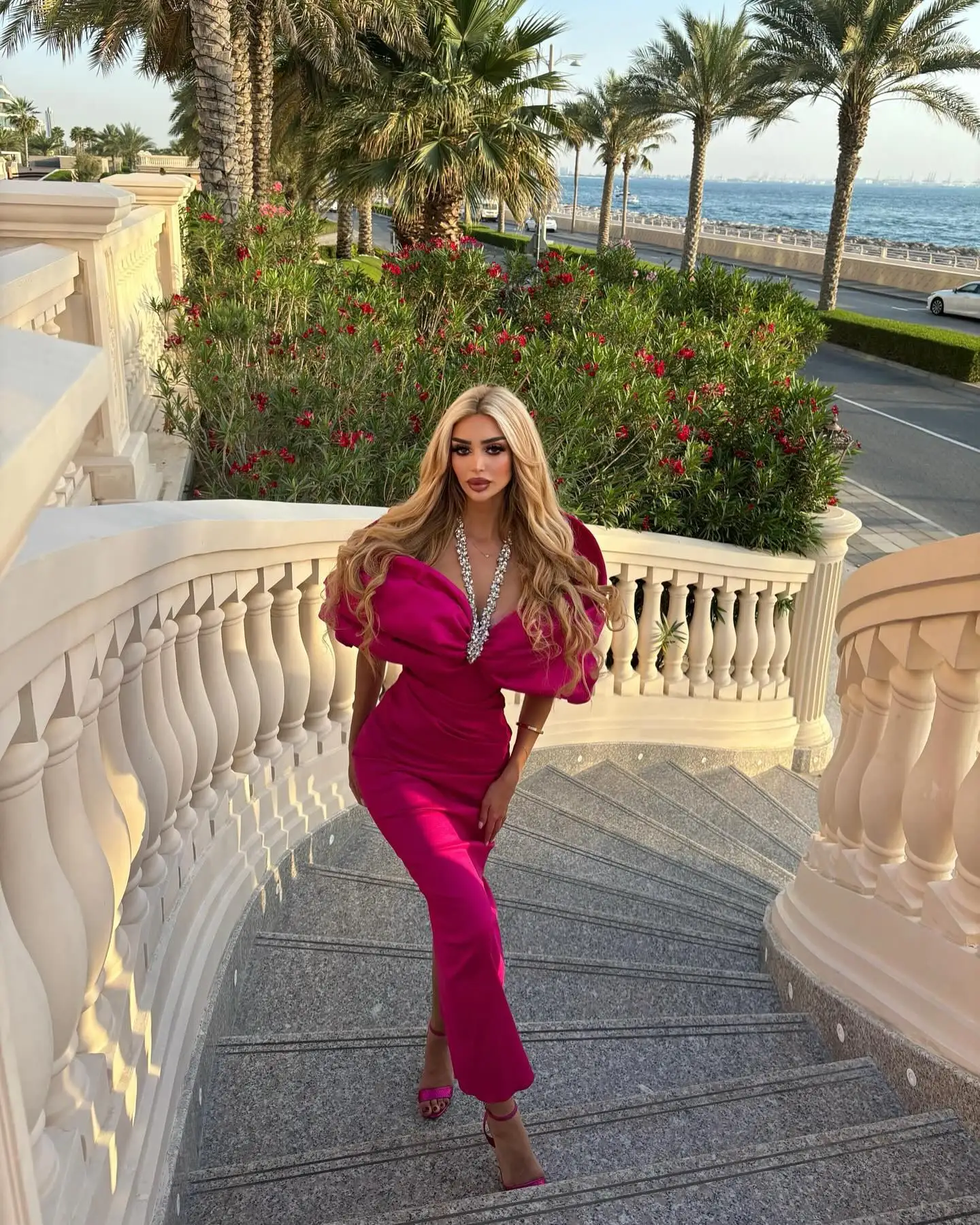 Rosso Nero Donna Sexy Halter al largo della spalla Increspature di cristallo Aderente Abito lungo dalla fasciatura Discoteca Festa Compleanno Festeggia usura 5