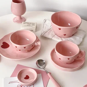 Insalatiera Piatto in ceramica con motivo a cuore rosa Tazza da caffè Ciotola da dessert per bambini Piatti da pranzo carini per la casa Stoviglie da ristorante 1