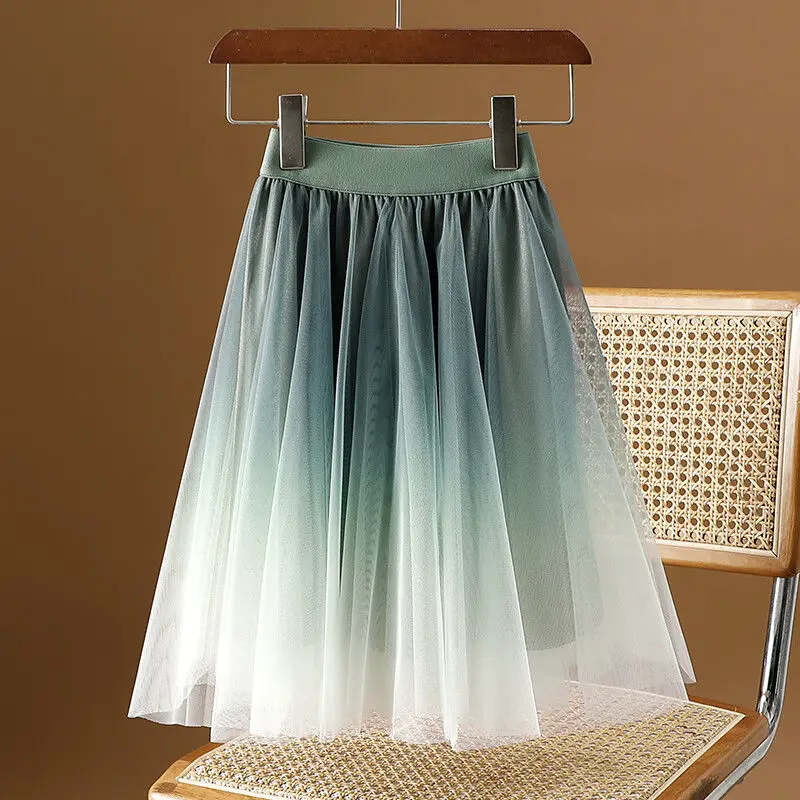 2024 elegante moda Harajuku Slim Fit abbigliamento femminile sciolto Casual sudore tutto abbinato gonna a trapezio gonna corta sfumata a vita alta 1