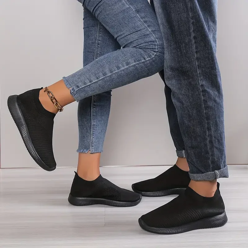 Scarpe Casual da donna scarpe da passeggio all'aperto comode e leggere scarpe da ginnastica Slip-On con suola morbida in tinta unita per le donne 6