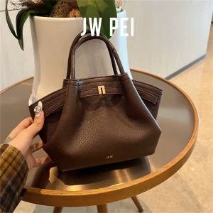 JW PEI 2025Nuova borsa a tracolla a tracolla marrone in tela da donna Mini borsa tote in pelle vegana borsa per gnocchi in pelle di alta qualità 1