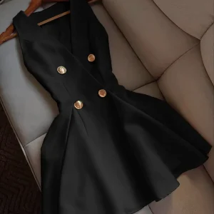 Abito slim di lusso con scollo a V profondo sexy elegante da donna Mini abiti corti con bottoni bianchi neri Abito da sera in raso Gonna a pieghe estiva 1