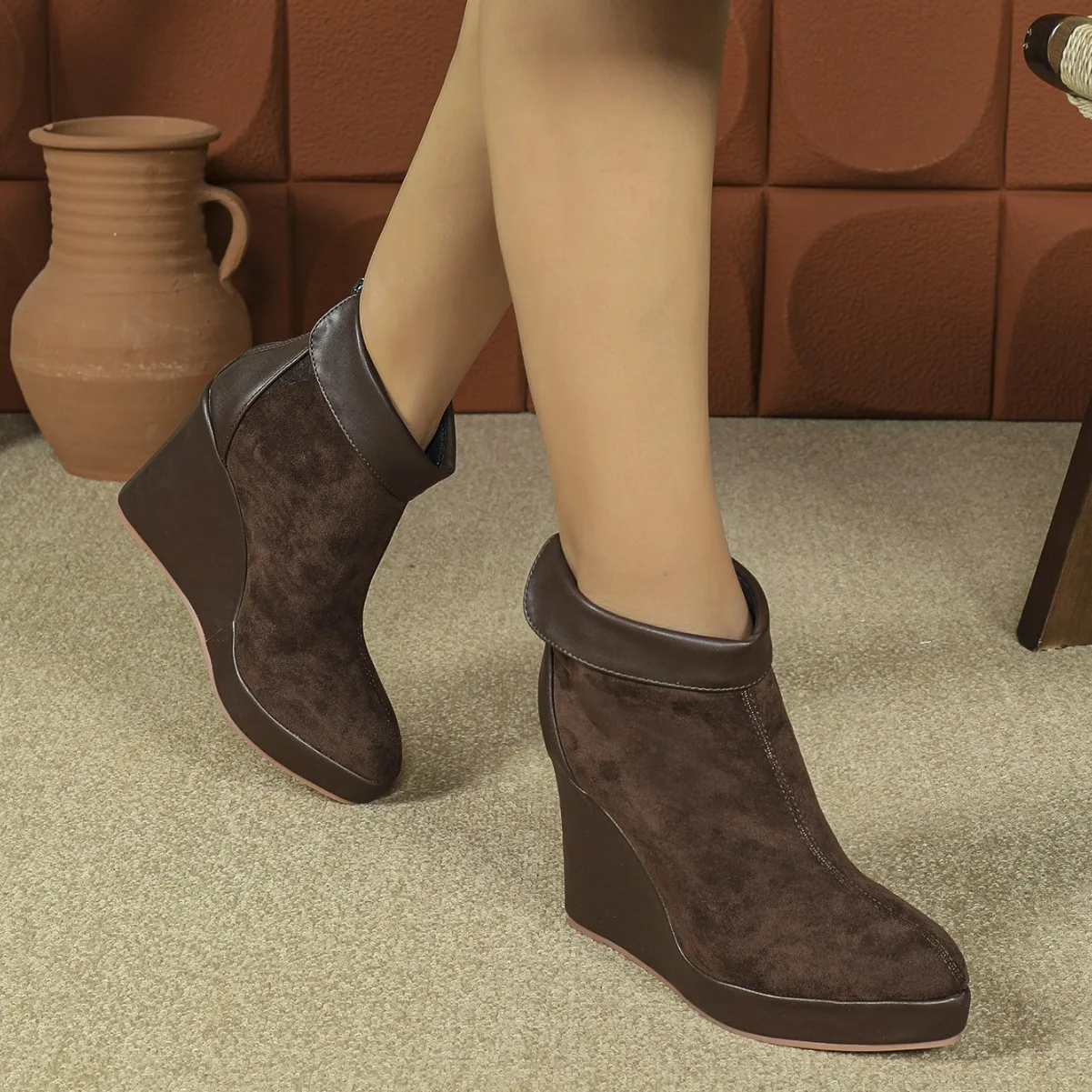 Stivali invernali Lady Scarpe con zeppa Designer di lusso Zoccoli Piattaforma Cerniera 2025 Moda Tacco alto Punta alla caviglia Autunno Lolita Elegante Fl 3