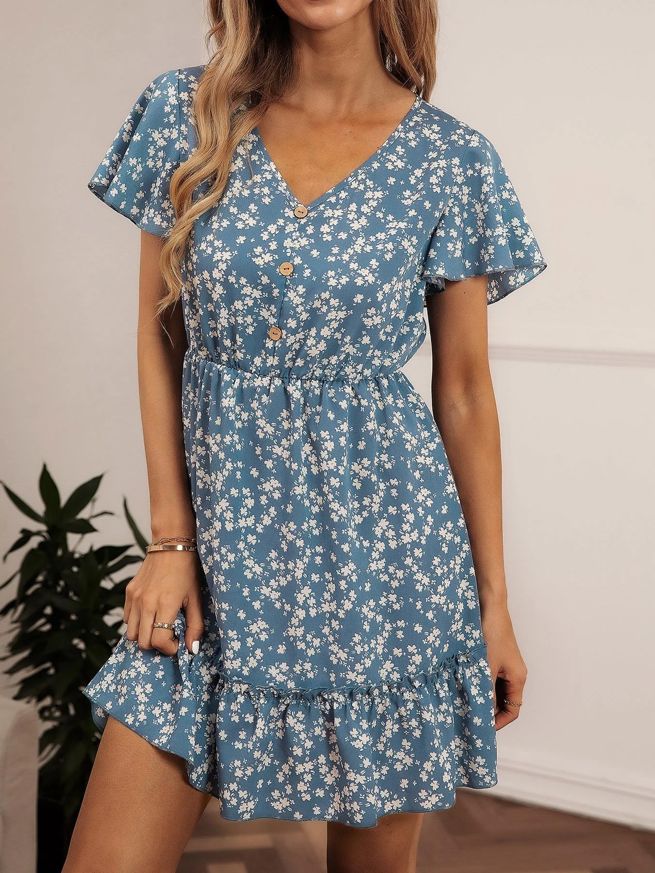 Abito da donna con nappe con stampa floreale, abito corto alla moda casual per l'uso quotidiano all'aperto, abito da donna per l'autunno 2