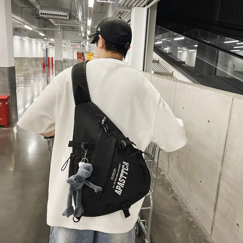 Borsa a tracolla da viaggio sportiva per moto da esterno Borsa tattica multifunzione impermeabile a spalla singola Borsa da petto casual unisex 3