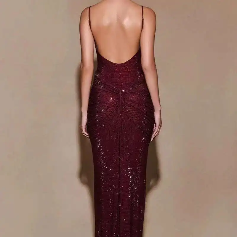 DEAT Moda Grigio Hot Drilling Spaghetti Strap Dress Donna Slim Fit Backless Pieghe Split Abiti lunghi fino al pavimento Nuova marea 7AB8510 3