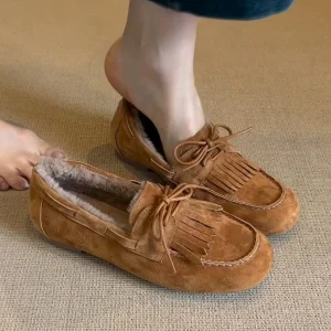 Mocassini in pelle scamosciata Scarpe basse in pelliccia Stivali Donna 2025 Tendenza Moda invernale Designer Nuovo marchio Walking Accogliente Casual Scarpe da ginnastica calde Mujer 1