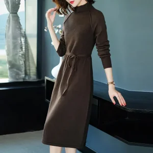 Abito da donna a maniche lunghe al ginocchio Midi ampio aderente in vita strato base abito nero collo alto manica intera 1