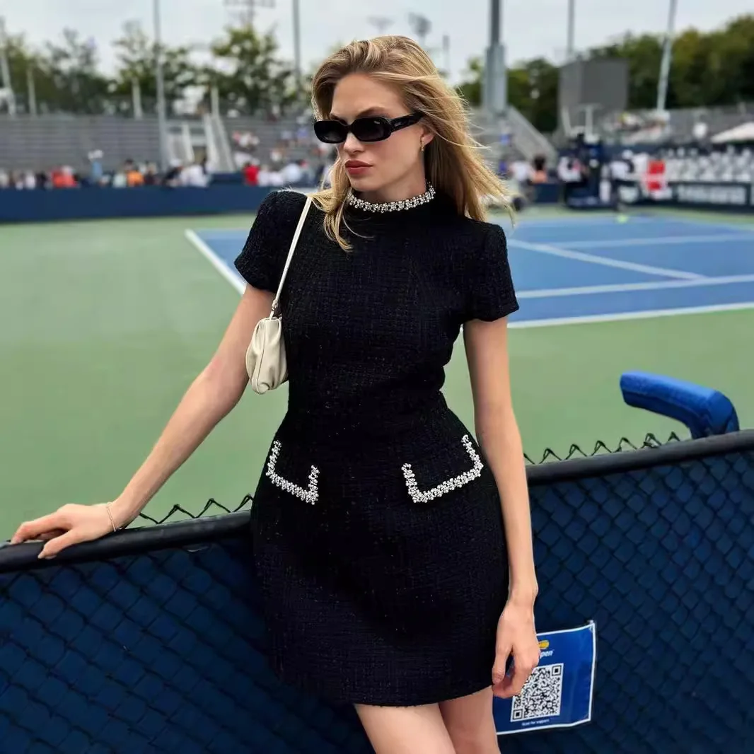 Abito corto bianco elegante in tweed A-line Mini abiti curvy Spalline di lusso Nuovi abiti da sera neri Festa di compleanno 2025 Estate 4