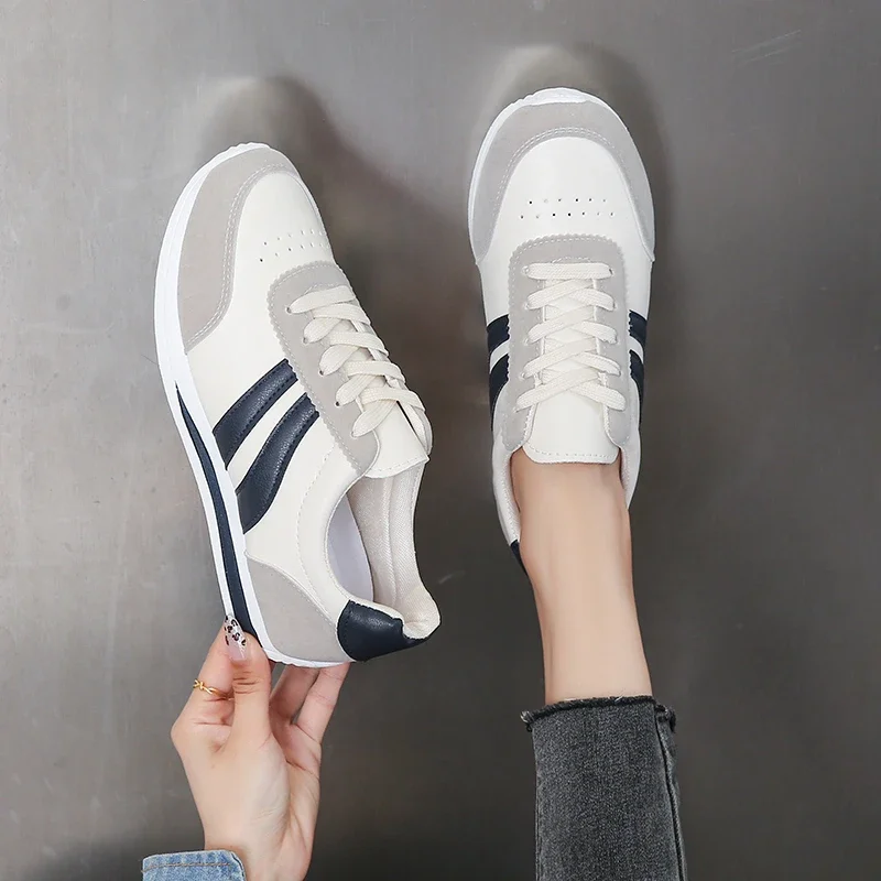 2025 Nuove scarpe da ginnastica casual Moda scarpe da corsa all-match Scarpe da donna sportive leggere e traspiranti Zapatos De Mujer 4