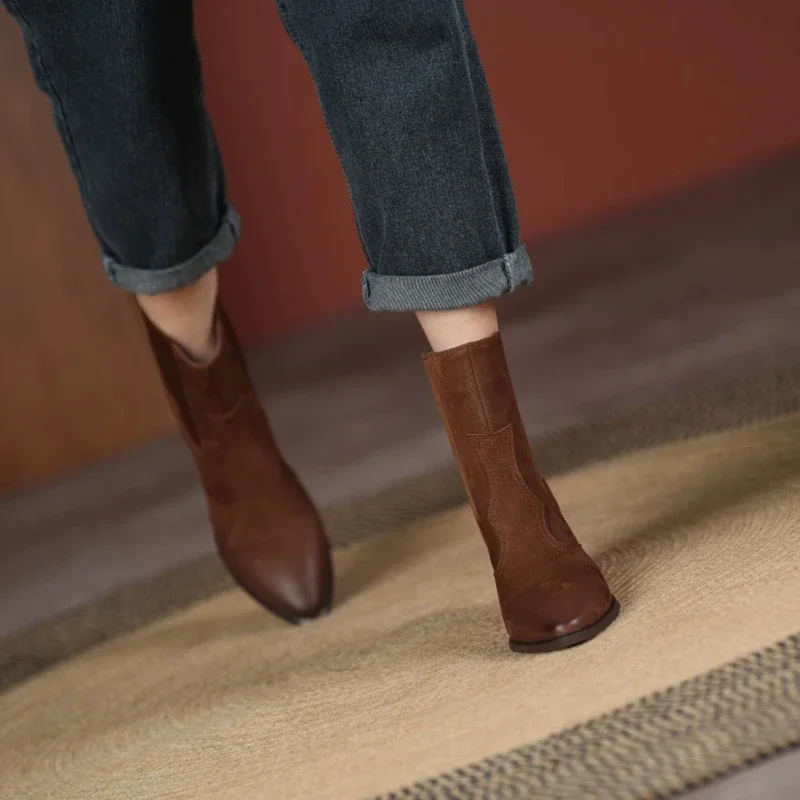 NUOVI stivali da donna autunnali scarpe a punta con tacco grosso scarpe in vera pelle per donna stivali western slip-on casual stivali corti 2