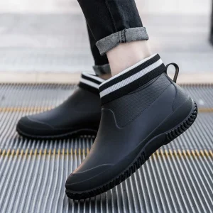 Stivali da pioggia da coppia di moda stivali di gomma Slip on stivali da lavoro impermeabili alla caviglia Comfort scarpe da pesca antiscivolo calde uomo donna 1