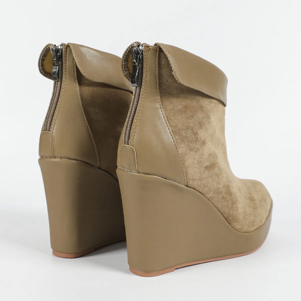 Stivali invernali Lady Scarpe con zeppa Designer di lusso Zoccoli Piattaforma Cerniera 2025 Moda Tacco alto Punta alla caviglia Autunno Lolita Elegante Fl 5