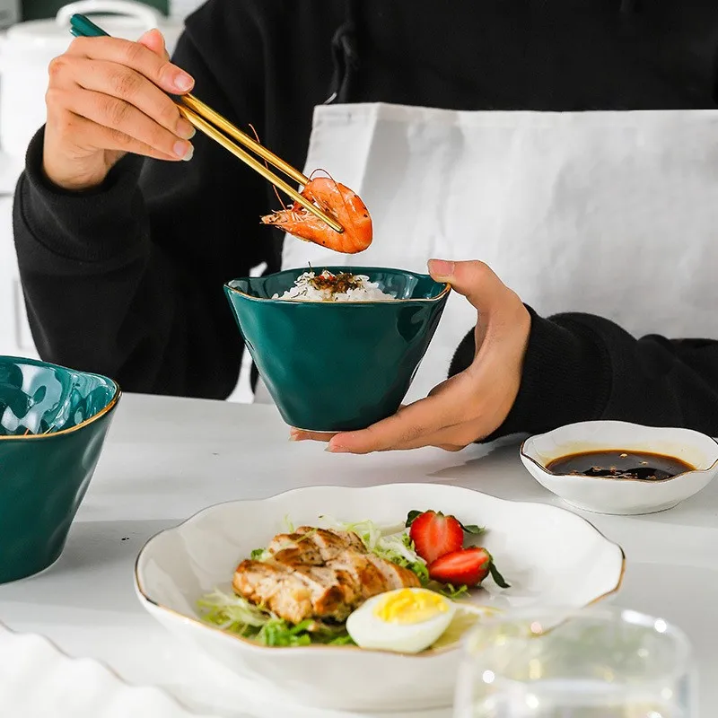 Set di stoviglie per piatti in ceramica nordica verde di alta moda Set di stoviglie Set di ciotole per zuppa in porcellana in stile moderno 3