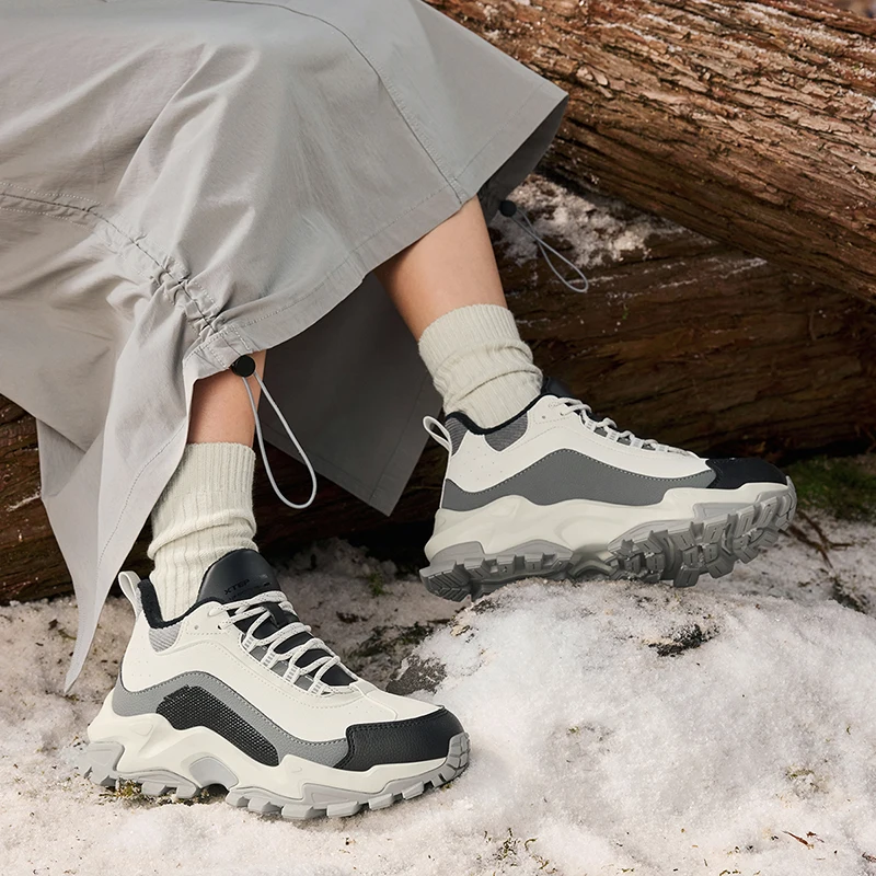 Scarpe in cotone Xtep da donna 2024 scarpe sportive morbide e calde invernali sneakers comode e durevoli retrò alla moda 876418370014 5