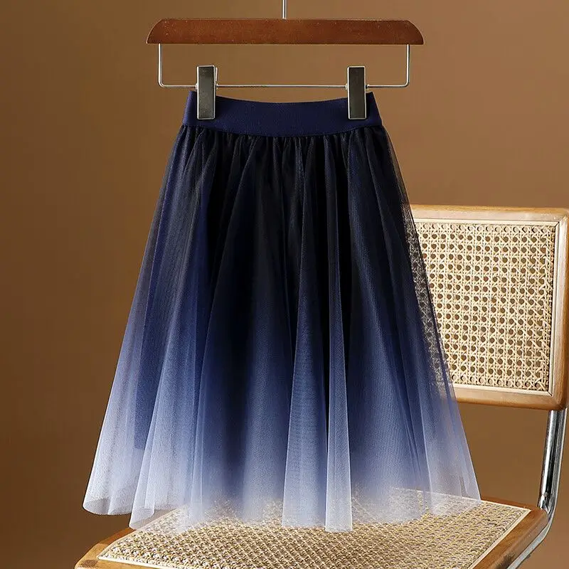 2024 elegante moda Harajuku Slim Fit abbigliamento femminile sciolto Casual sudore tutto abbinato gonna a trapezio gonna corta sfumata a vita alta 5