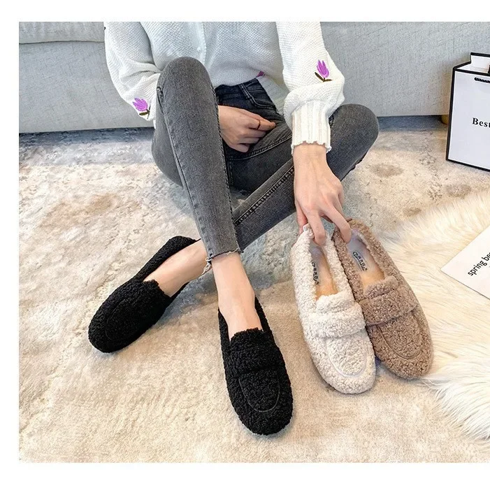 Stivali da donna in pelle di pecora con fondo spesso Capispalla autunno inverno Pantofole soffici slip-on di grandi dimensioni da 41 a 43 Suola in gomma 1