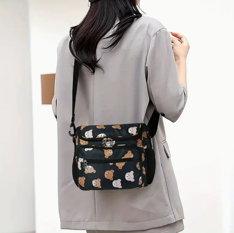 Spaziosa borsa per pannolini grande, borsa per pannolini beige di alta qualità con stampa di orsi carini | Borsa genitore a spalla e a tracolla per bottiglie, 6