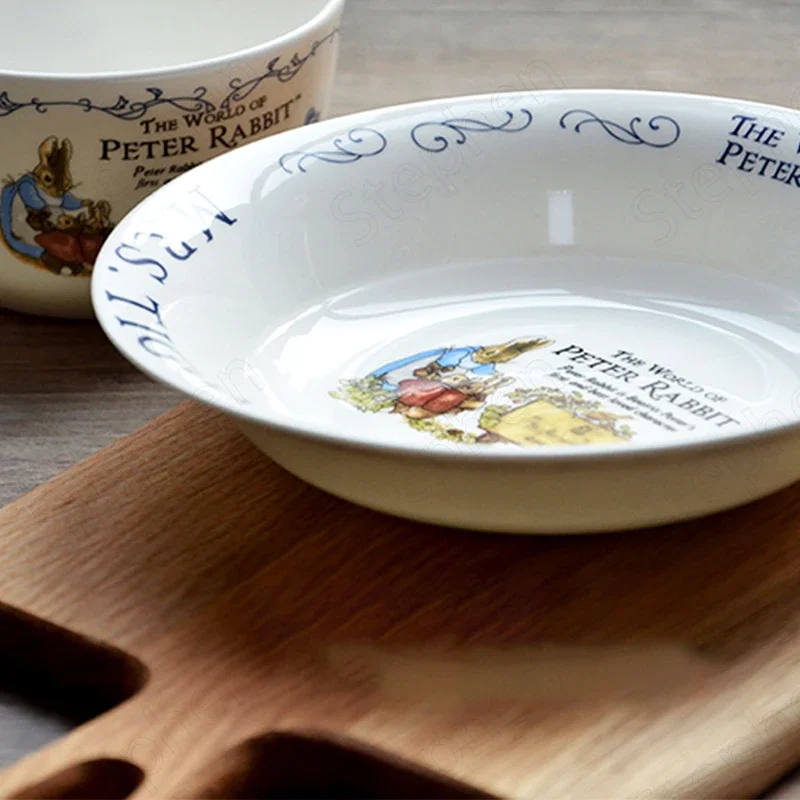 American pastorale Cartoon Rabbit Dinner Set piatti e piatti dipinto Bone China Cake Dessert piatto piatto in ceramica stoviglie per la casa 2