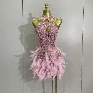 Abito corto da donna con strass di lusso, perle, piume, scollo all'americana, senza schienale, da donna, sexy, per festeggiare il compleanno, discoteca, costume di scena 1