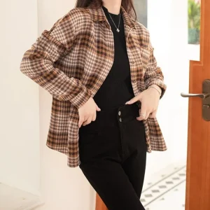 T-shirt a maniche lunghe a righe con bottoni a quadri con colletto rovesciato da donna primavera/autunno Cardigan Coat Office Lady Casual Elegant Tops 1