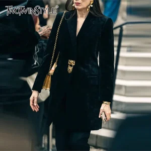 TWOTWINSTYLE bottoni impiombati solidi cappotti moda per le donne risvolto maniche lunghe patchwork pizzo temperamento cappotto abbigliamento femminile 1