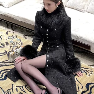 Elegante cappotto con collo in pelliccia ecologica inverno nuova moda Y2k nero addensato slim-fit ombrello in vita giacca lunga ispessita da donna 1