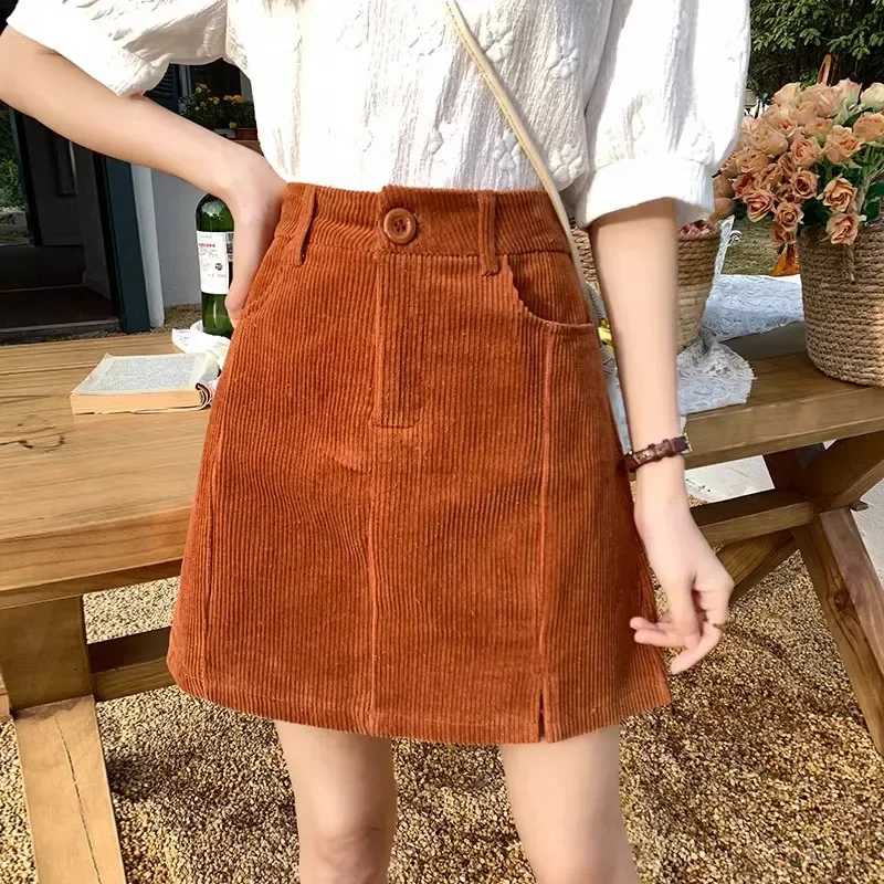 Minigonna a trapezio in velluto a coste viola stile Hong Kong Primavera Autunno da donna a vita alta dimagrante divisa semplice avvolgente aderente corto da sci 2