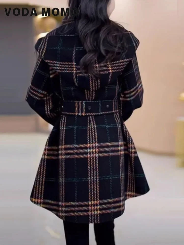 Cappotto caldo autunno inverno donna 2024 Giacca stile pendolarismo Design coreano Capispalla ampio doppio petto stile vintage 4