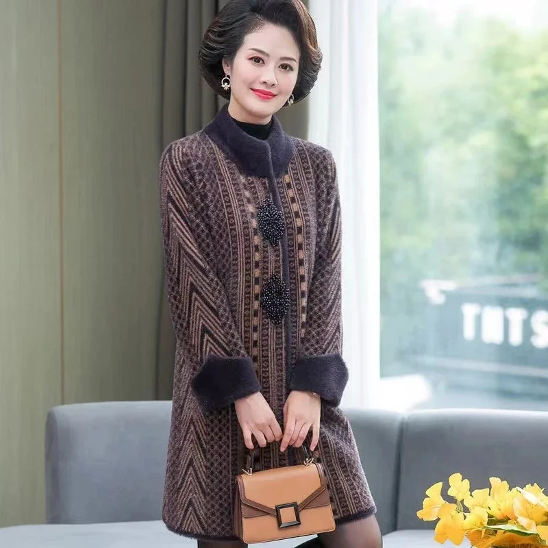 Cappotto da donna di mezza età e anziano Cappotto lungo e casual da madre nobile Autunno e inverno Elegante cappotto di lana Imitazione pelliccia di visone WLF 5