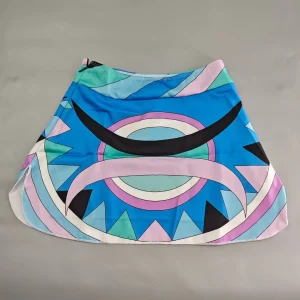 Moda di tendenza estiva, puro desiderio, vacanza al mare, mezza gonna in stile design stampato carino 1