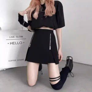 Minigonna sportiva a vita alta da donna, stile primaverile, vestibilità slim con spacco, anti-luce, finta in due pezzi, lunghezza cinque quarti 1