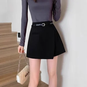 Gonna pantaloni corti stile abito a vita alta dimagrante Capispalla nero Moda donna Primavera Estate 2025 Design a gamba larga A-Line 1