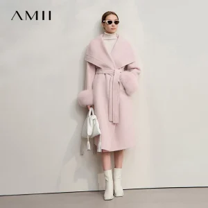 AMII Cappotto da donna 2025 Inverno Nuovo Allentato Lungo Versatile Abbigliamento da donna con cintura Manica lunga in lana Calda giacca elegante 12524040 1