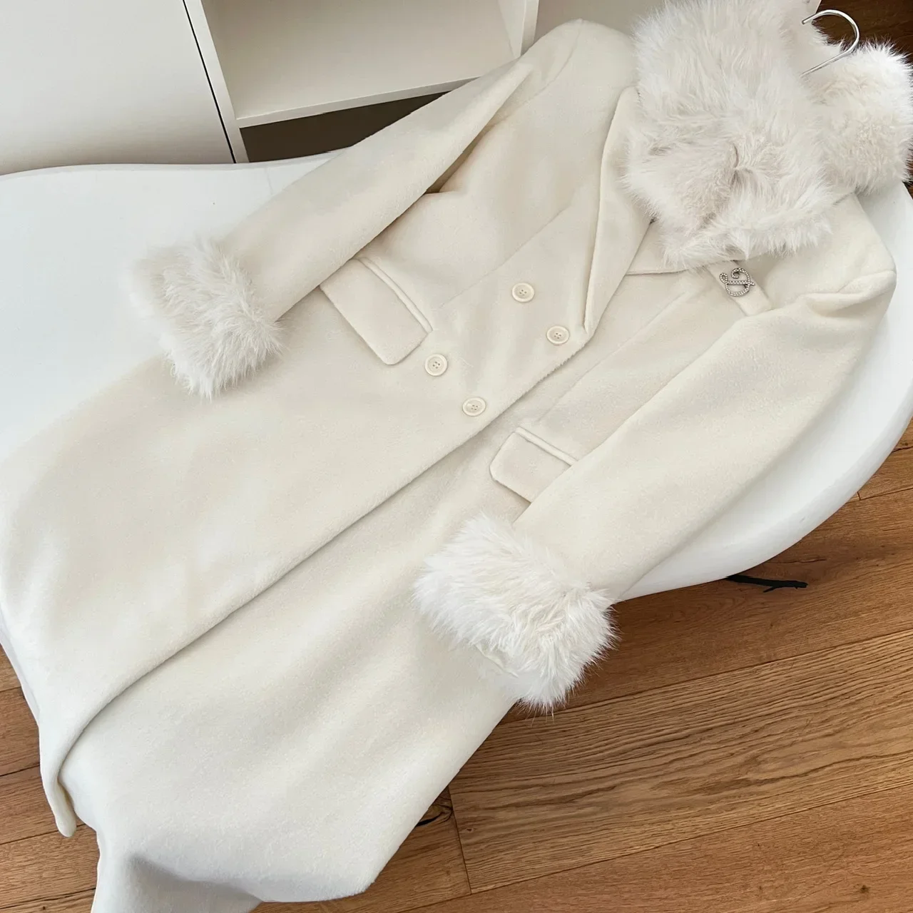 French Elegant Fall and Winter New Women Wool Blends Coats Fur Suit Collar Double Breasted High Waist Slim Long Sleeve Coat 4