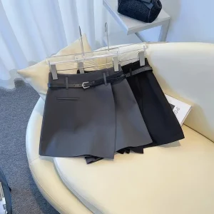 Abito grigio Minigonna a trapezio Gonna aderente snellente a vita alta da donna Gonne a mezza lunghezza anti-luce di taglia corta 1