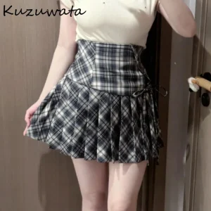 Kuzuwata Solido Corto Patchwork Casual Faldas A-line Nuovo All-match Gonna A Pieghe Studente Giappone Sottile A Vita Alta Plaid Lace Up Pant 1