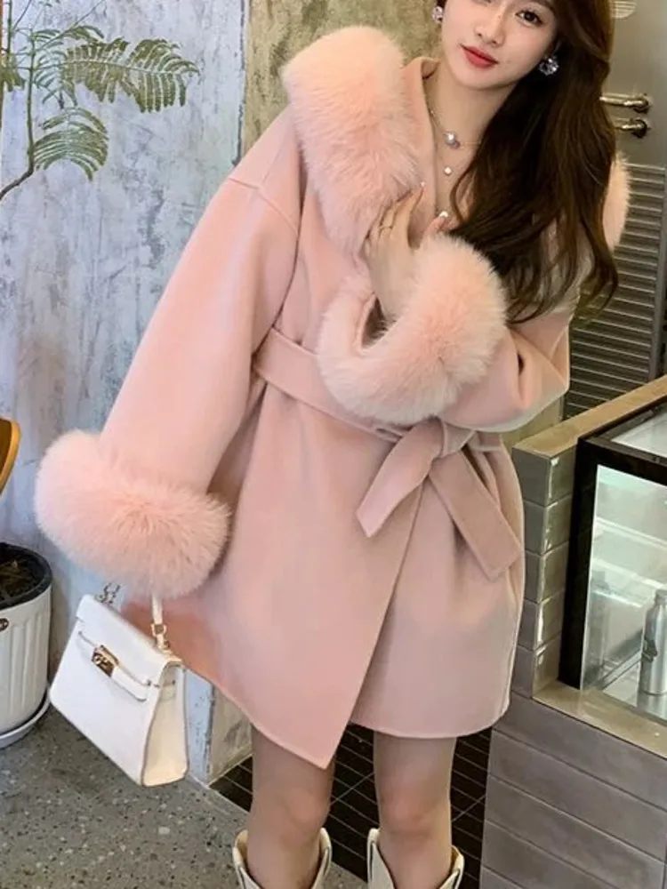 UCXQ Cappotto di lana double face caldo tinta unita Cappotto cardigan con cintura a maniche lunghe con cappuccio da donna 2025 Autunno Inverno Nuova marea 23Z4477 2