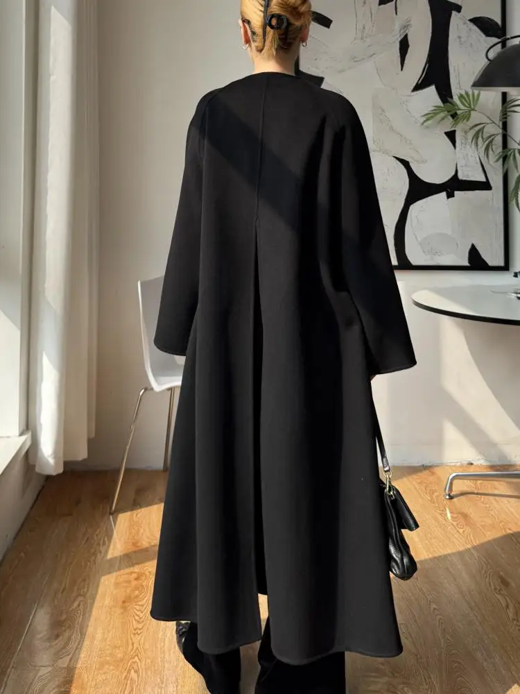 Giacche lunghe di lana da donna alla moda elegante 2025 Autunno e inverno Accappatoio con scollo a V Cappotti di lana X-Lunghi da donna larghi con lacci 3