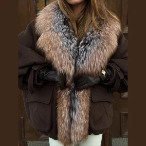 Cappotto corto femminile elegante retrò con scollo a V Cappotto invernale allentato facile da abbinare in pelliccia sintetica Cappotto in lana Trendy Luxury High Street Outwear 1