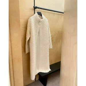 25 Cappotto lungo lavorato a maglia jacquard nuvola con risvolto caldo alla moda autunno e inverno 1